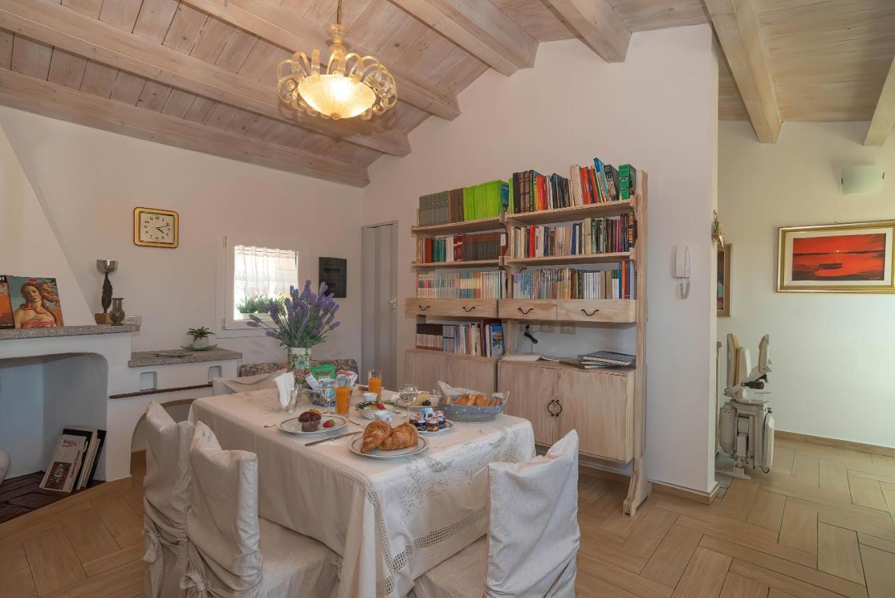 La Casa Del Pittore Olbia Eksteriør bilde