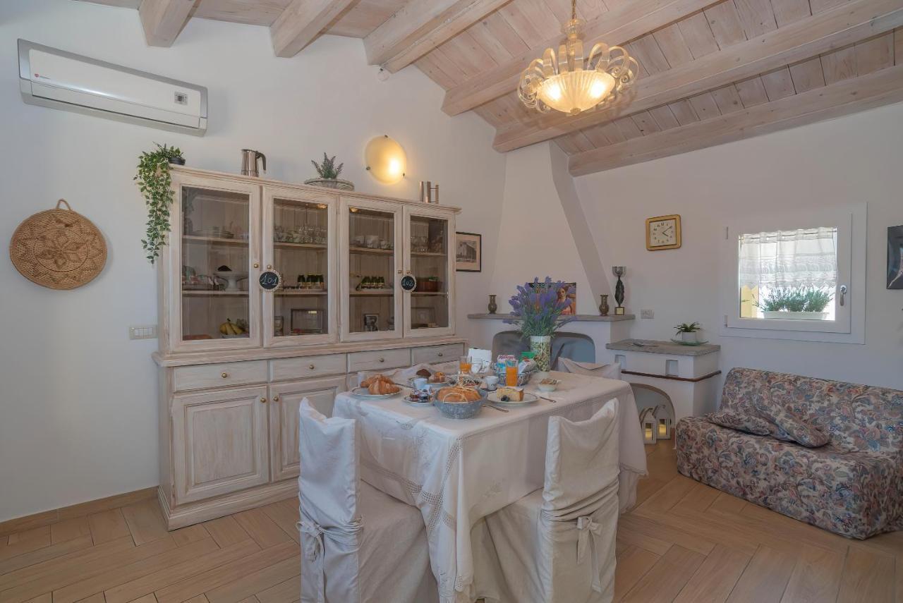 La Casa Del Pittore Olbia Eksteriør bilde